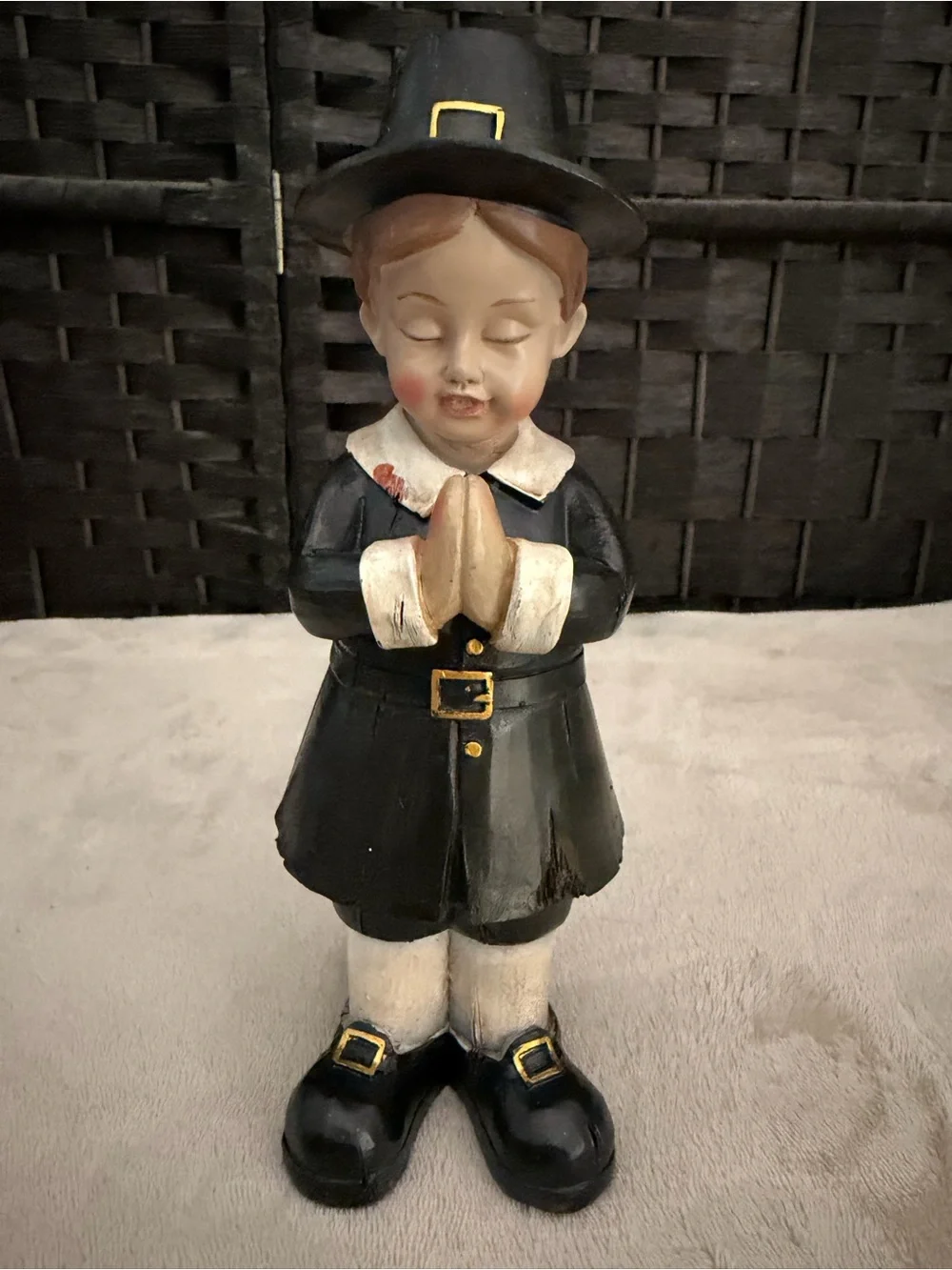 Pilgrim Boy and Girl Figurine Set – Rustic Black, Cream & Tan